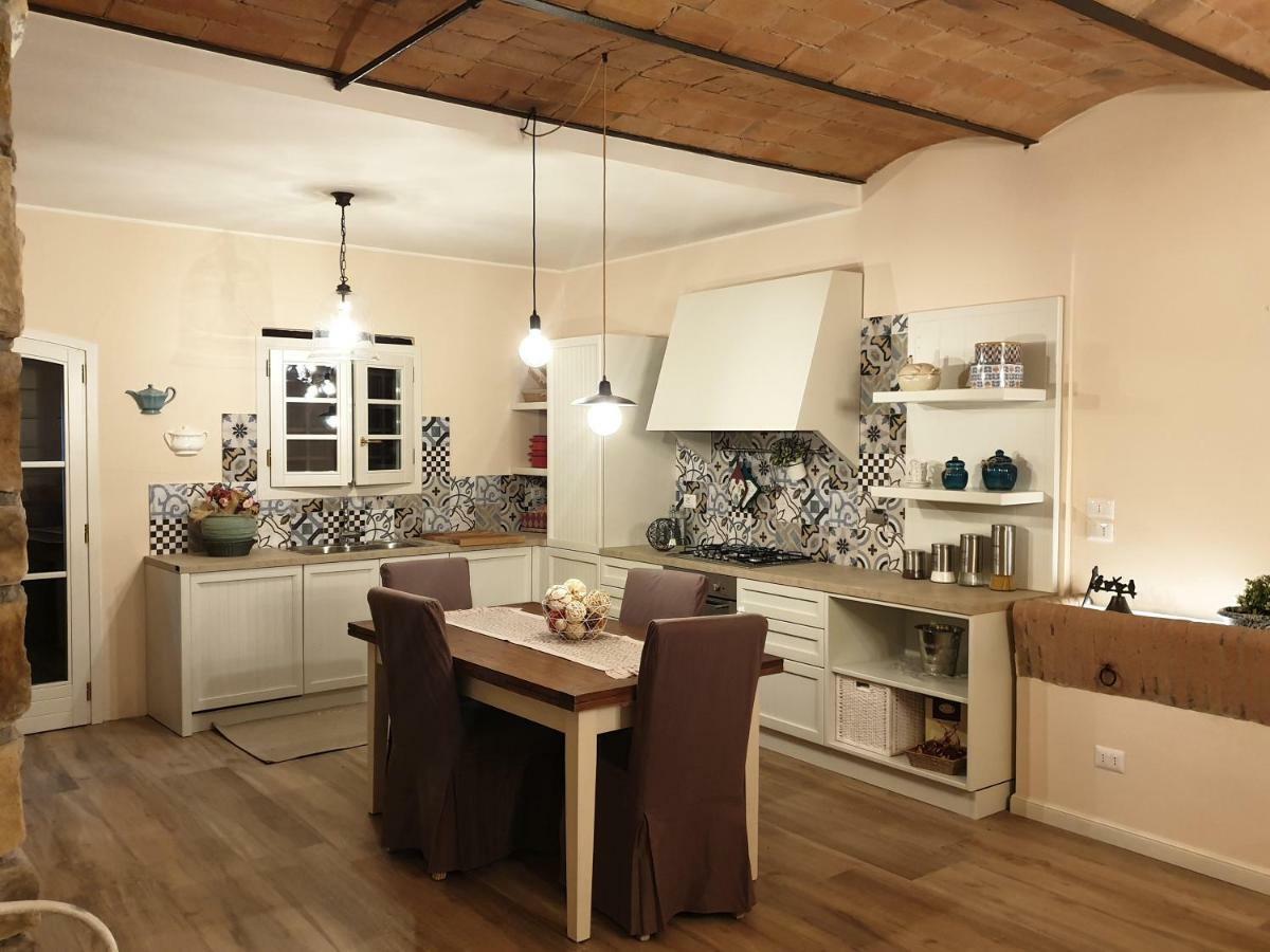 Il Leccio - Casa Toscana Il Fienile Gambassi Terme Extérieur photo